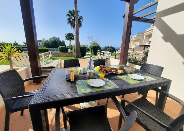 Casa Felicidade 阿尔布费拉