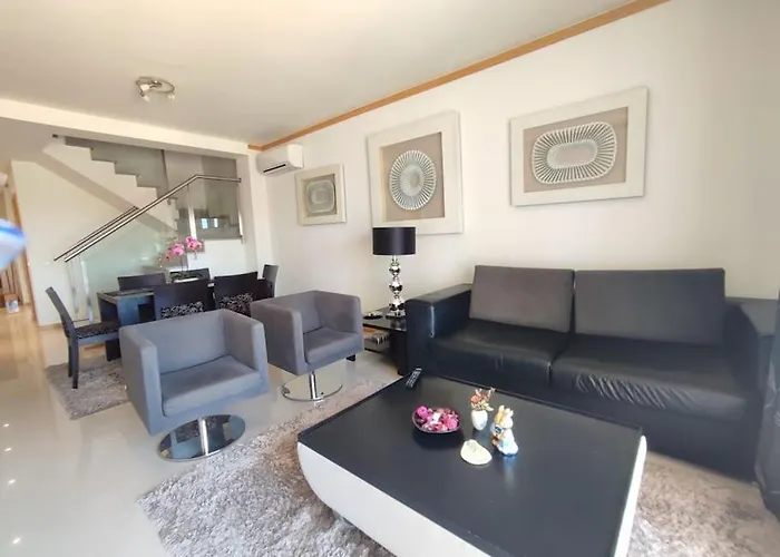 Casa Felicidade 阿尔布费拉